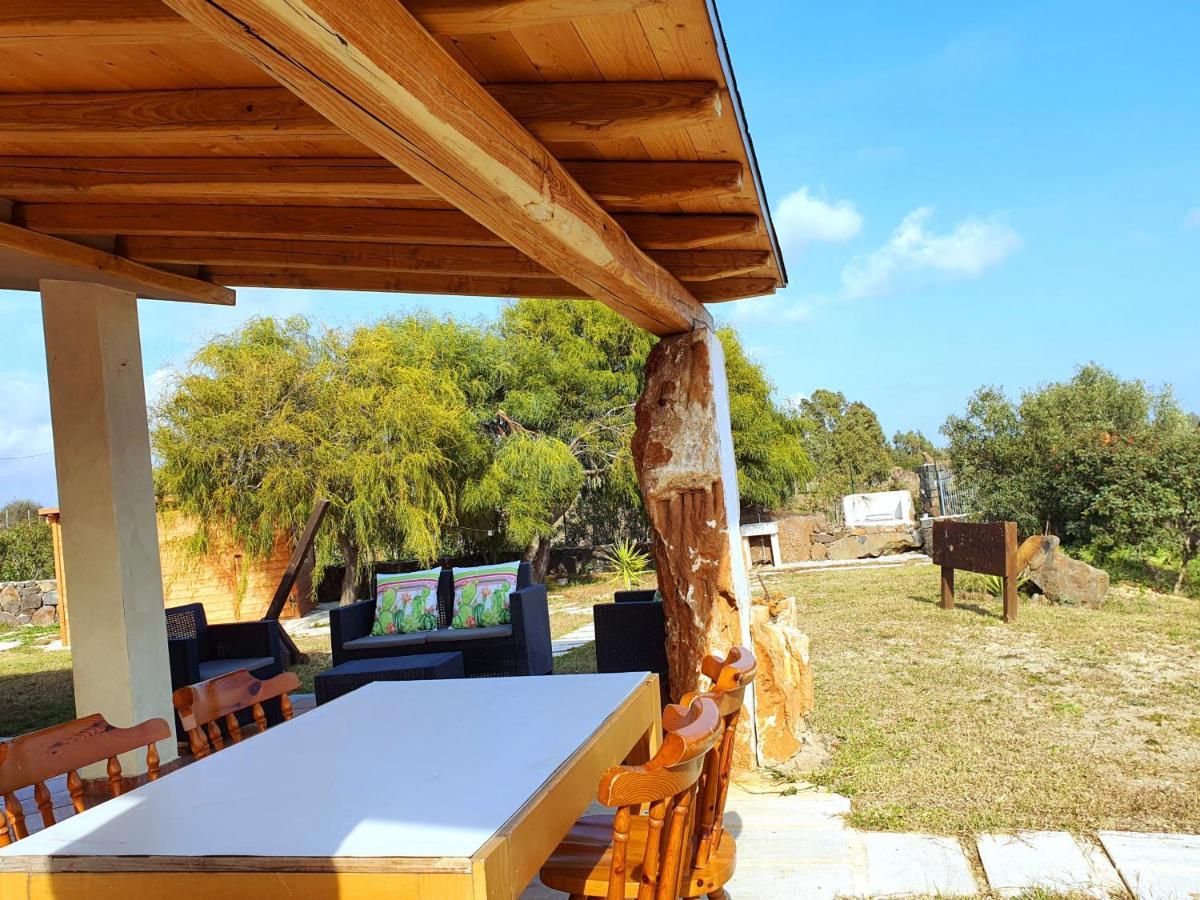Villini Cortesas Orosei Luaran gambar
